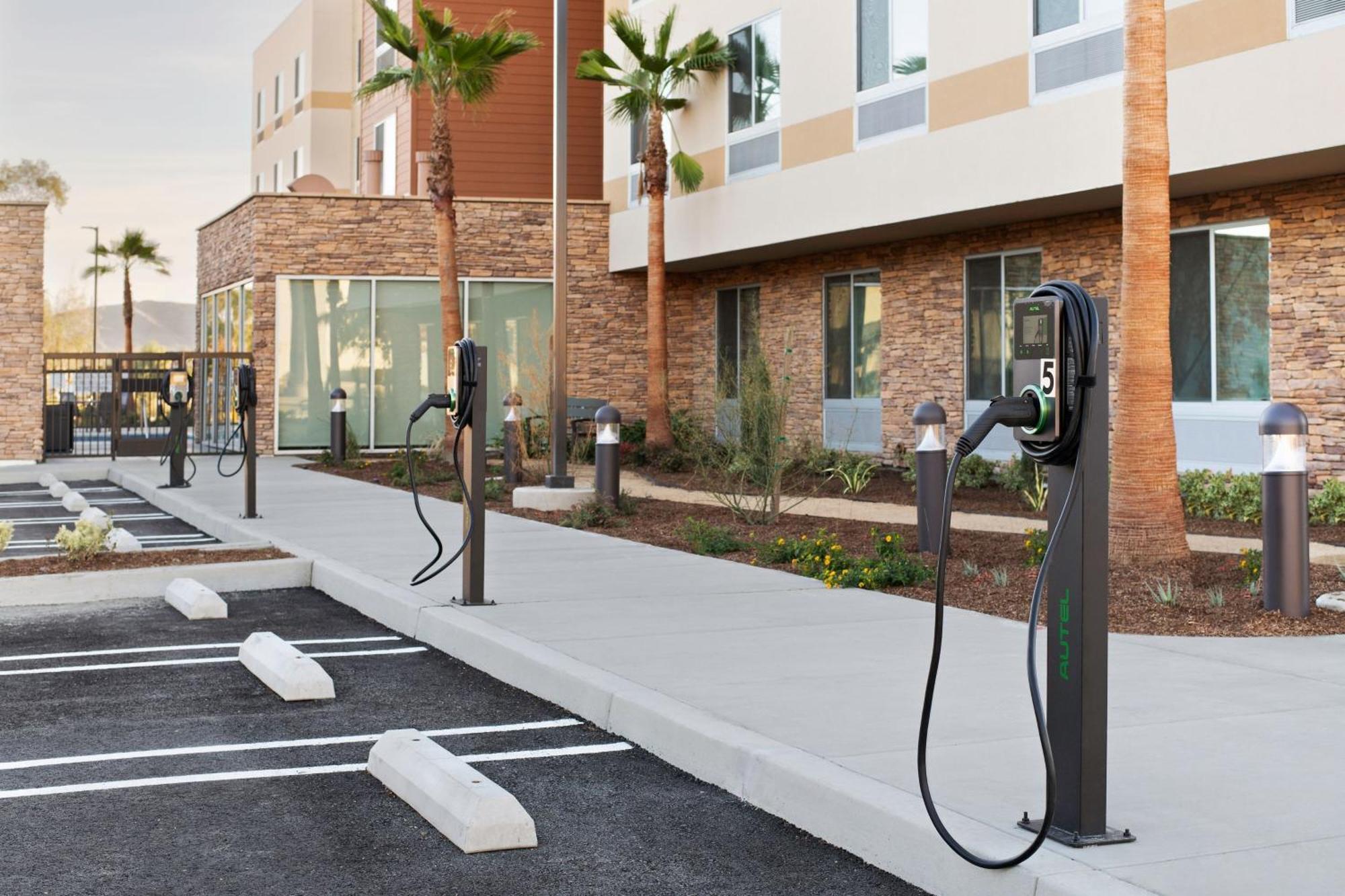 Fairfield By Marriott Inn & Suites Chino Exterior foto